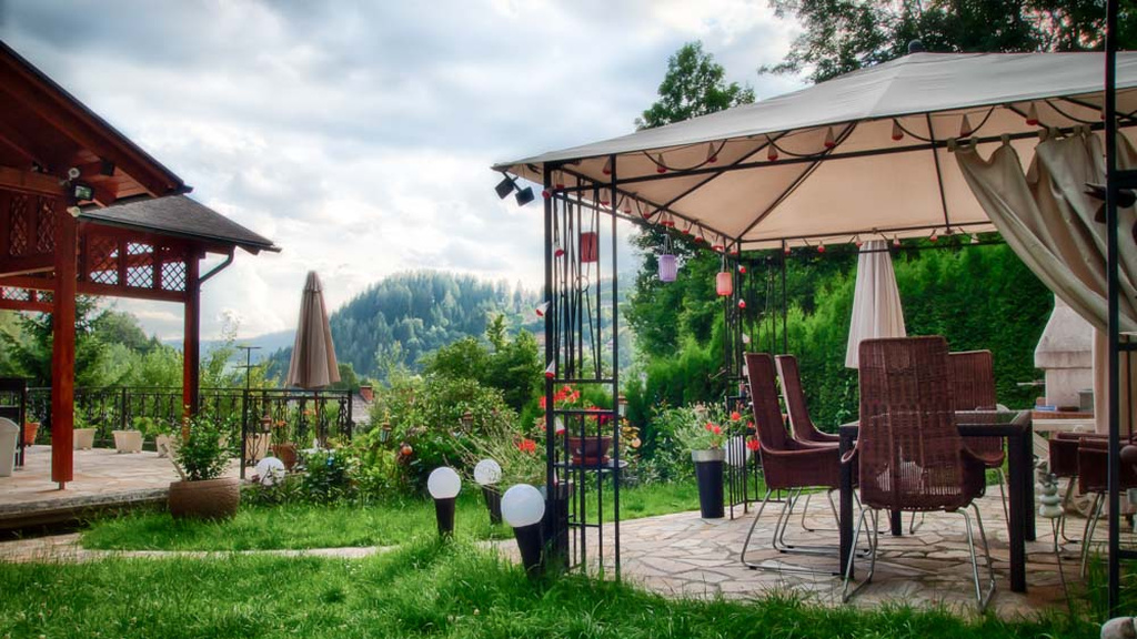 Garden Alpenpension